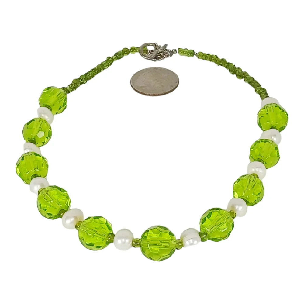 HP🎉🎉  Vintage Artisan Pearl & Neon Green Necklace Modern Retro Glam Coastal